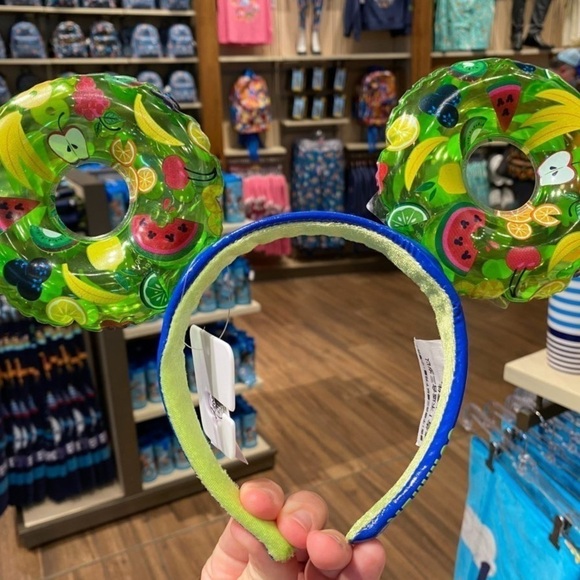 Sweet Summer Mickey Inflatable Pool Float Ears - Picture 4 of 7